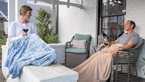 50"x70" Perfect Paisley Foot Pocket Blanket Plush Fleece Non-Electric - color: Perfect Paisley