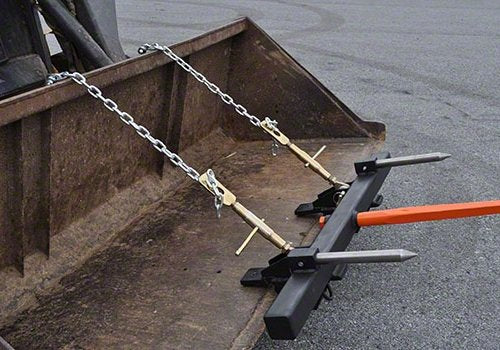 Bucket Hay Bale Spear Attachment w/ 39" Prong & Stabilizer Spikes. Rated 3000 Lb - Sr.2 - size: 1 x 39"