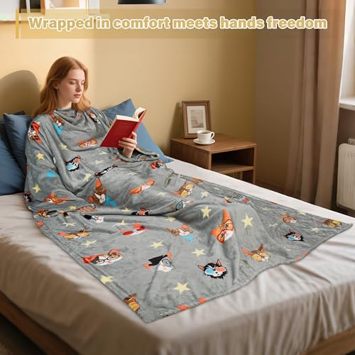 Catalonia Wearable Blanket with Sleeves for Women & Men, Fleece Wrap Throw - color: 80's Cat Dog Gray