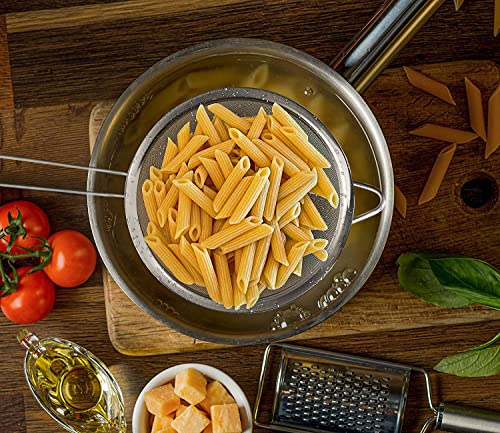 6.3" Fine Mesh Strainer with Stainless steel handle - Sieve Fine Mesh Stainless Steel - Ideal to Sift Flour, Icing Sugar, Fruits and Vegetables. - size: 6.3 Inches - SS