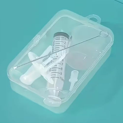 Transparent Silicone Baby Feeder with Nipple and Syringe - BPA-Free, Perfect for Milk, Juice, and Medicine，a Must-Have for New Mothers.