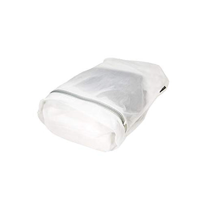Laura Ashley Large Laundry Delicates with Zipper Closure to Protect Clothes Mesh Wash Bag, Clear, LA-92435