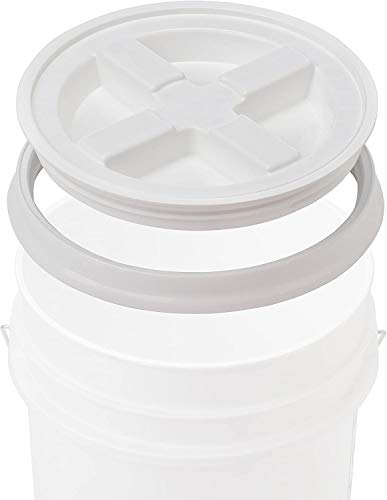 House Naturals 3.5 Gallon Food Grade BPA Free Made in USA containers Bucket Pail with Air-Tight screw on Lid (Pack of 3)