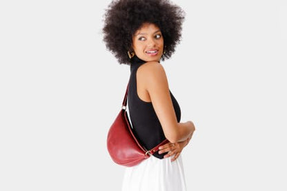 Portland Leather Goods Koala Sling Bag - Adjustable Full-Grain Leather - color: Chili Red, size: Large