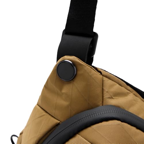 Peak Design Everyday Sling - color: Coyote, size: 3L