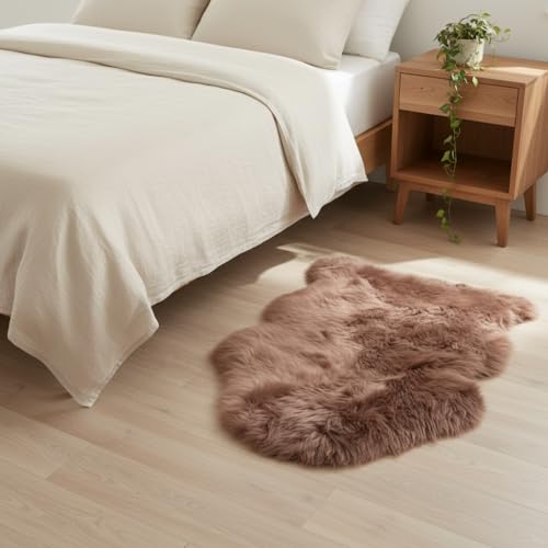 Super Area Rugs Buff Tan Sheepskin Rug Genuine Single 2x3ft Pelt Fluffy Fur Seat Cushion and Chair Cover - color: Tan, size: 2' x 3' (Natural)