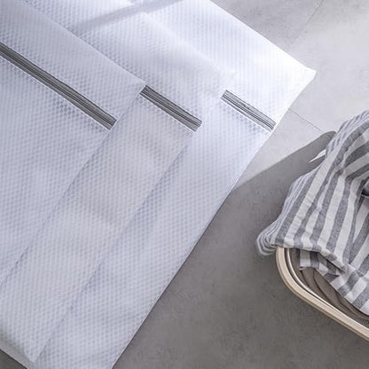 3Pcs Durable Honeycomb Mesh Laundry Bags for Delicates 12 x 16 Inches (3 Medium)