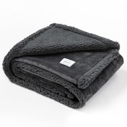 Waterproof Dog Blanket Reversible Pet Puppy Blankets for Couch Sofa Bed Covers Leakproof Warm Fluffy Cat Cover Washable Gray Mat-L-65x57in - color: Grey, size: L-145*165cm(57*65in)