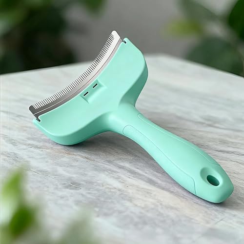 Green Small Deshedding Dog Brush, Compact V-Shape Dog Shedding Comb with Ergonomic Design Handle, Pet Lovers Gift for Tiny Breeds and Cats - color: Green, size: Small