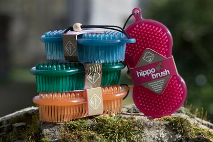 Hippo Brush Green - color: Green
