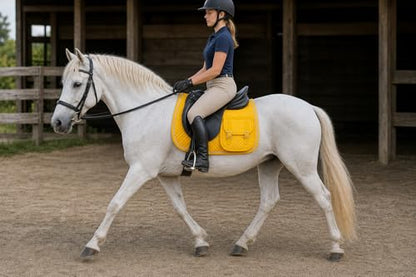 CHALLENGER Horse Quilted English Contoured All-Purpose Saddle Pad 72129