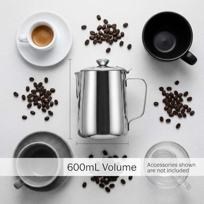 QWORK 600 mL 304 Stainless Steel Coffee Cup, Milk Frothing Pitcher with Lid, Latte Art Steaming Jug with Precision Pour Spout and Ergonomic Handle for Espresso Cappuccino Coffee