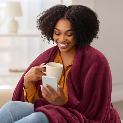 Utopia Bedding Soft Fleece Bed Blanket Throw Size Burgundy (50x60 Inch) - color: Burgundy, size: Throw (50x60 Inch)