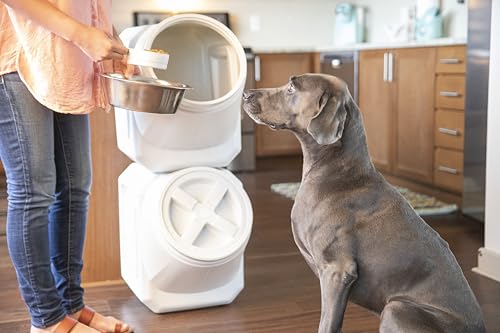 Vittles Vault Traditional Dog and Cat Food Container + Scoop, Gray, 60lbs - size: 60 Pounds