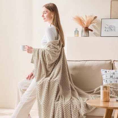 EMME Fleece Blanket Queen Size Luxury Flannel for Couch Bed Sofa Chair, Soft, Plush, Warm and Cozy Blanket with 3D Geometric Grid Design (Beige, 80'' x 90'') - color: 01-grid-beige, size: Queen