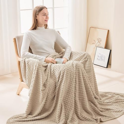 EMME Fleece Blanket Queen Size Luxury Flannel for Couch Bed Sofa Chair, Soft, Plush, Warm and Cozy Blanket with 3D Geometric Grid Design (Beige, 80'' x 90'') - color: 01-grid-beige, size: Queen