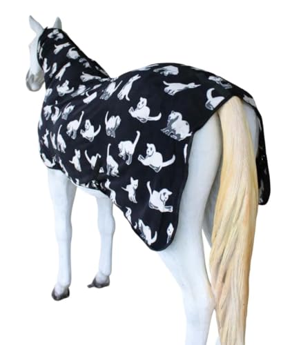 Challenger Horse Polar Fleece Cooler with Combo Neck Moisture-Wicking Exercise Blanket, Breathable Lightweight Cooling Sheet White Cats Print 43EE02N - color: White Cats, size: 76 inches