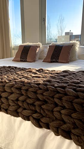 Natural Wool Bulky Chunky Yarn roving, 8 lb. Best fot Hand Made Spinning, arm Knitting, Felting,Giant Blankets, Tapestry, Bedding un-Dyed. (Dark Brown Chocolate, 8 lb) - color: Dark Chocolate, size: 8 lb