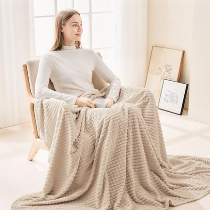 EMME Fleece Blanket, 3D Jacquard Throw Blanket for Couch and Bed, Soft Cozy and Fluffy Blankets Lightweight Luxury Flannel with Geometric Grid Design (Beige, 108" x 90") - color: 01-grid-beige, size: King
