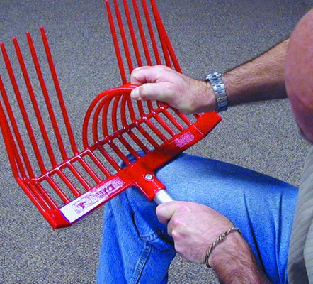 Little Giant® DuraFork Pitch Fork | Polycarbonate Stable Manure Fork with Angled Tines | Red