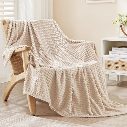 EMME Fleece Blanket, 3D Jacquard Throw Blanket for Couch and Bed, Soft Cozy and Fluffy Blankets Lightweight Luxury Flannel with Geometric Grid Design (Beige, 108" x 90") - color: 01-grid-beige, size: King