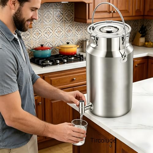 304 Stainless Steel Milk Can with Spigot 5L/1.3 Gal Milk Can Drink Dispenser with Sealed Lid & Handle, for Iced Tea, Water, Milk, Wine, Juice, Home Kitchen, Cafes, Restaurants - size: 169.1 Ounces