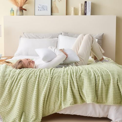 EMME Fleece Throw Blanket Luxury Flannel for Couch Bed Sofa Chair, Soft, Plush, Warm and Cozy Blanket with Geometric Grid Design (Sage Green, 60'' x 80'') - color: 15-grid-sage Green, size: Twin