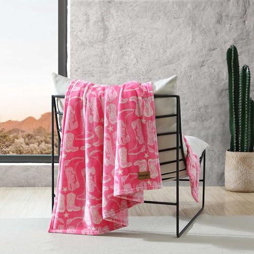 Wrangler - Plush Fleece Throw Blanket, Super Soft Bedding, Yellowstone-Inspired, Dorm Room Essentials, 50x60, Knockin Boots Pink - color: Knockin Boots Pink, size: 50" x 60"