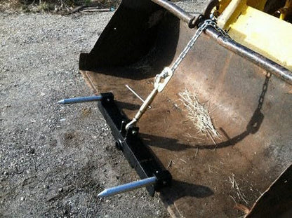 Front Loader Bucket Hay Bale Spear Attachment w/ 43" Bale Spear & Stabilizer Spikes, Rated 3000 LB - size: 1 x 43"