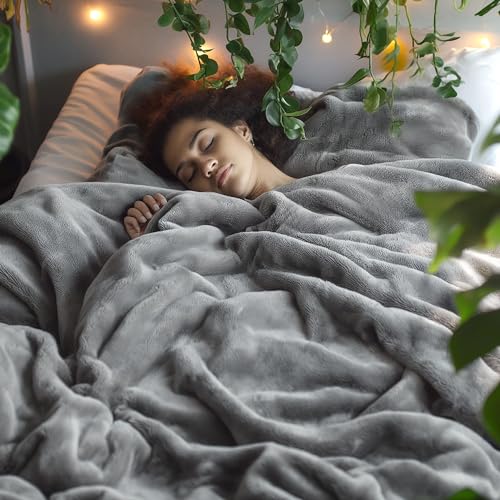 Bedsure GentleSoft Fleece Bed Blankets Full Size Grey - Soft Lightweight Plush Fuzzy Cozy Luxury Blanket Microfiber, 84x90 inches - color: Grey, size: Full (84" x 90")