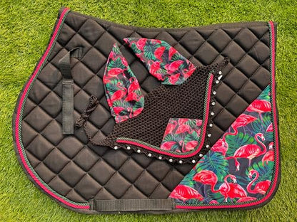 Flamingo English Saddle Pad Set Numnah Horse Ear Bonnet Saddle Cloth Saddle Blanket Horse Riding Wears - size: HORSE / FULL