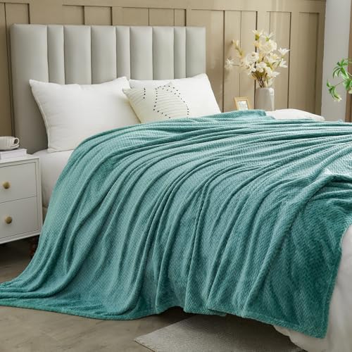 NEWCOSPLAY Fleece Leaves Pattern Throw Blanket, Light Teal, 50"x60" | Super Soft Throw Blanket, Lightweight Cozy Bed Sofa Blanket, Premium Silky Flannel Fleece, Travel Blanket for All Season Use - color: Light Teal, size: Throw(50"x60")
