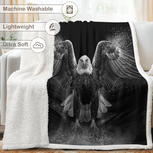 Sleepwish Bald Eagle Sherpa Blanket Powerful Animal Blanket Print Throw - color: Bald Eagle, size: Throw