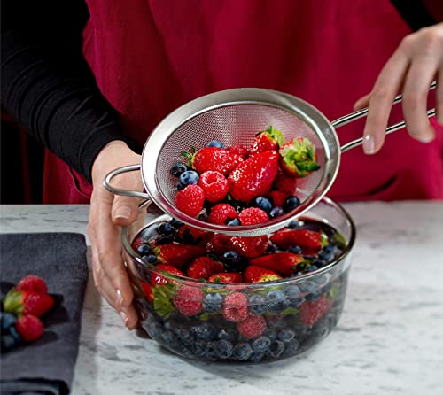 6.3" Fine Mesh Strainer with Stainless steel handle - Sieve Fine Mesh Stainless Steel - Ideal to Sift Flour, Icing Sugar, Fruits and Vegetables. - size: 6.3 Inches - SS
