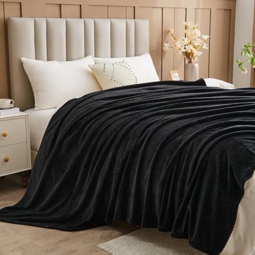 NEWCOSPLAY Fleece Leaves Pattern Throw Blanket, Black, 50"x60" - color: Black, size: Throw(50"x60")