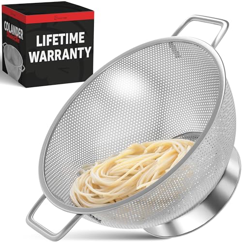 PriorityChef Premium 4 Qrt Stainless Steel Colander for Kitchen, Durable Rice and Pasta Strainer with Handle, Rust-Resistant & Dishwasher Safe - size: 4 Qrt