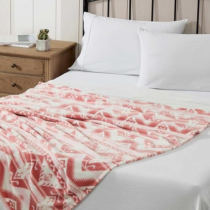 Wrangler - Blanket, Polyester, Medium Weight, Year-Round Comfort - color: Jesse Pink, size: 50" x 70"