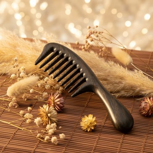 Louise Maelys Black Sandalwood Wide Tooth Comb For Curly Hair - color: Black