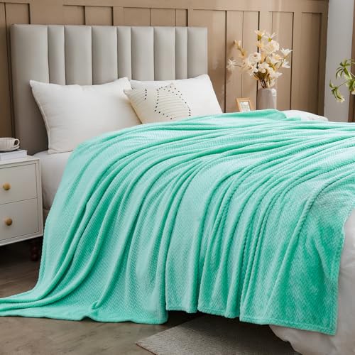 NEWCOSPLAY Fleece Leaves Pattern King Blanket, Aqua, 90"x110" - color: Aqua, size: King(90"x110")