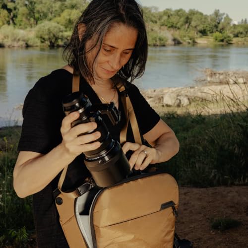 Peak Design Everyday Sling - color: Coyote, size: 6L
