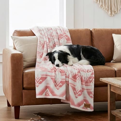 Wrangler - Blanket, Polyester, Medium Weight, Year-Round Comfort - color: Jesse Pink, size: 50" x 70"