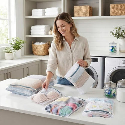 4Pcs Mesh Laundry Bags Delicates Lingerie Wash Washer Washing Machine Bag | 2 Medium 12 x 16 Inches & 2 Large 16 x 20 Inches