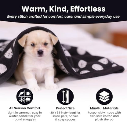 Organic Cotton Pet Blanket 30x40, Sherpa, Beige Jacquard Paw - color: Beige Paw/Black