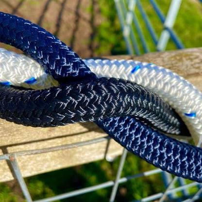 PARELLI 12 Foot Training Rope - Strong Everyday Use All-Purpose Horse Lead Rope with Loop & Latigo Popper | 9/16" Diameter Smooth Yachting Braid, Navy Blue - color: Navy Blue