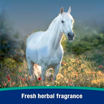 Farnam Nature’s Defense Concentrate, Botanical Fly Repellent Spray, 32 oz | Makes 5 Quarts,Water-Based,Repels horn flies, stable flies, house flies, horse flies, deer flies, mosquitoes and gnats