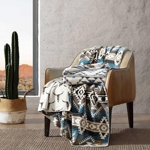 Wrangler - Blanket, Polyester, Medium Weight, Year-Round Comfort - color: Jericho Turquoise, size: 50" x 70"