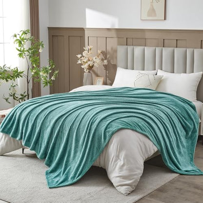 NEWCOSPLAY Fleece Leaves Pattern Queen Blanket, Light Teal, 90"x90" | Super Soft Throw Blanket, Lightweight Cozy Bed Sofa Blanket, Premium Silky Flannel Fleece, Travel Blanket for All Season Use - color: Light Teal, size: Queen(90"x90")