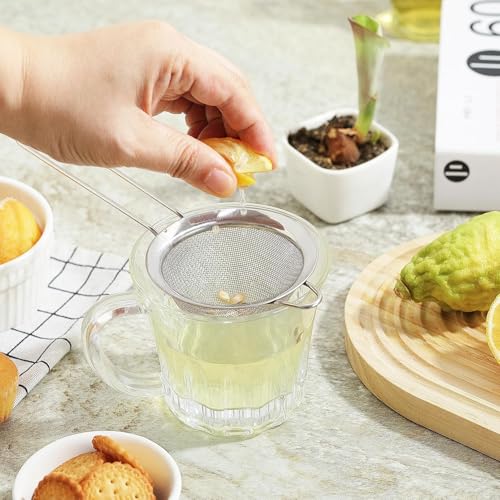 Fine Mesh Strainers for Kitchen, COKUMA Stainless Steel Metal Hand Small Mini Sieve Strainer, Cocktail Strainer Tea Coffee Juice Strainer，Food Strainer with Handlle (3.35inch, Silver)