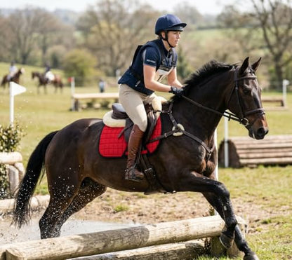 CHALLENGER Horse English Quilted Dressage Square Contoured Lightweight Trail Saddle Pad 72TS30 - color: Red, size: 25" Spine x 22" Drop