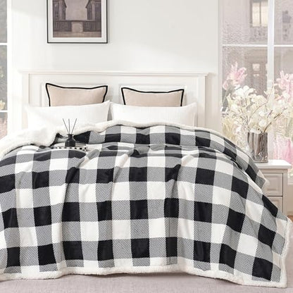 PU MEI Sherpa Fleece Throw Blanket 60" x 80" Reversible Plush Fluffy Large Big Blanket Lattice Flannel Blankets for All Season Use, Black and White - color: Black and White, size: 60"*80"